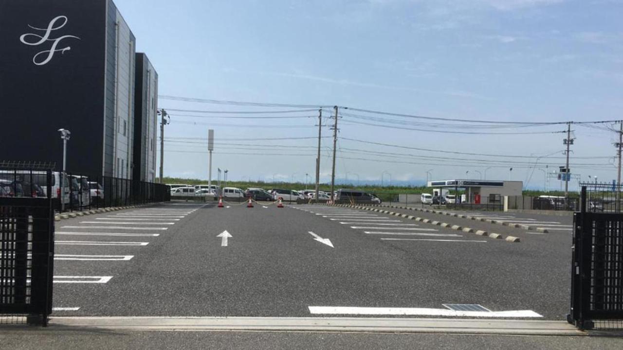 Toyoko Inn Kitakyushu Airport Exterior foto